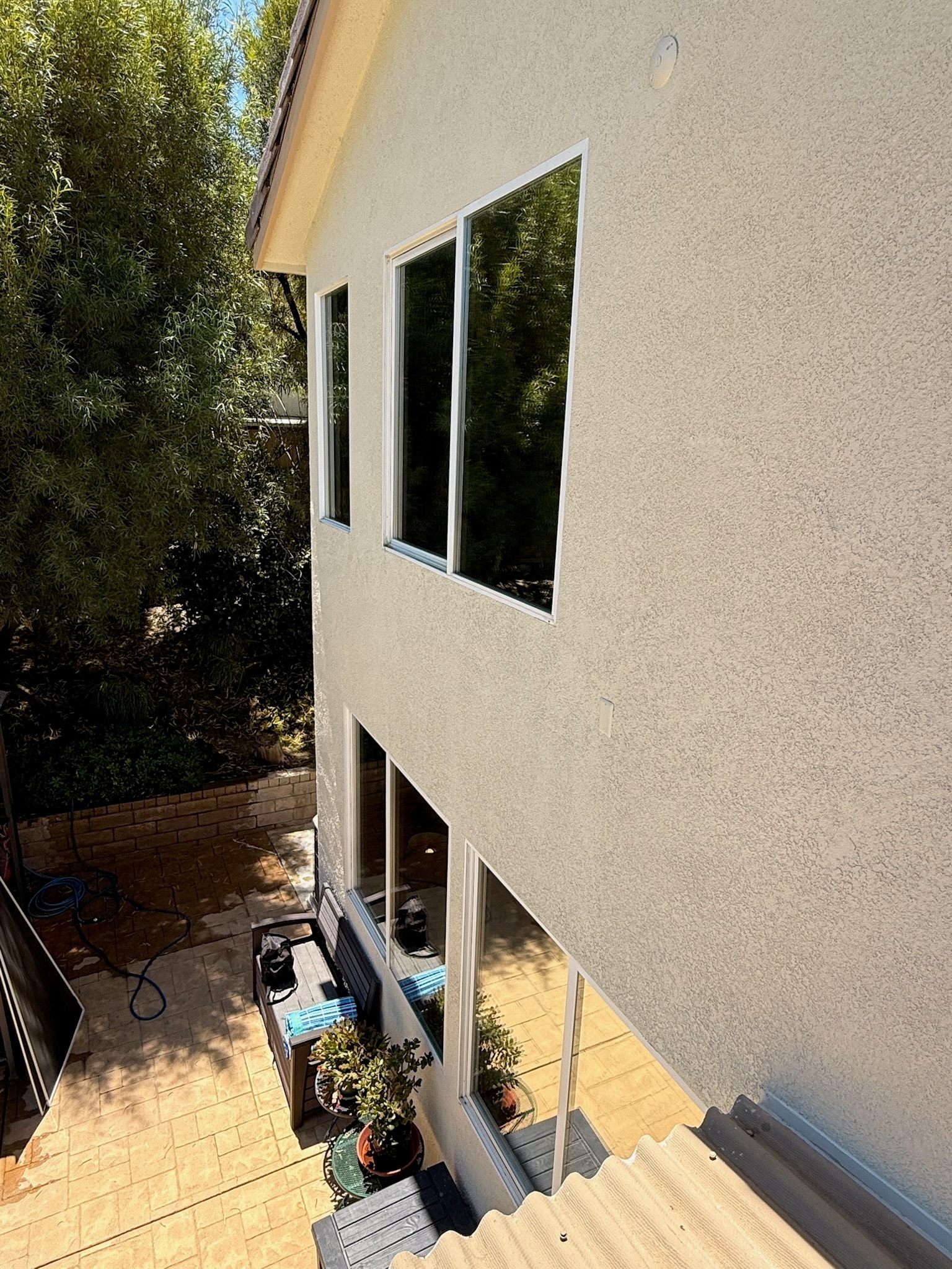 Residential exterior house cleaning